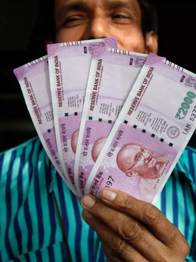 RBI withdraws ₹2000 note from circulation,