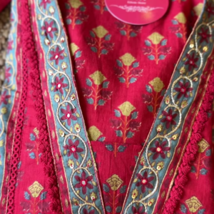 Vintage Bohemian Red Cotton Suit – A Blend of Tradition & Artistry