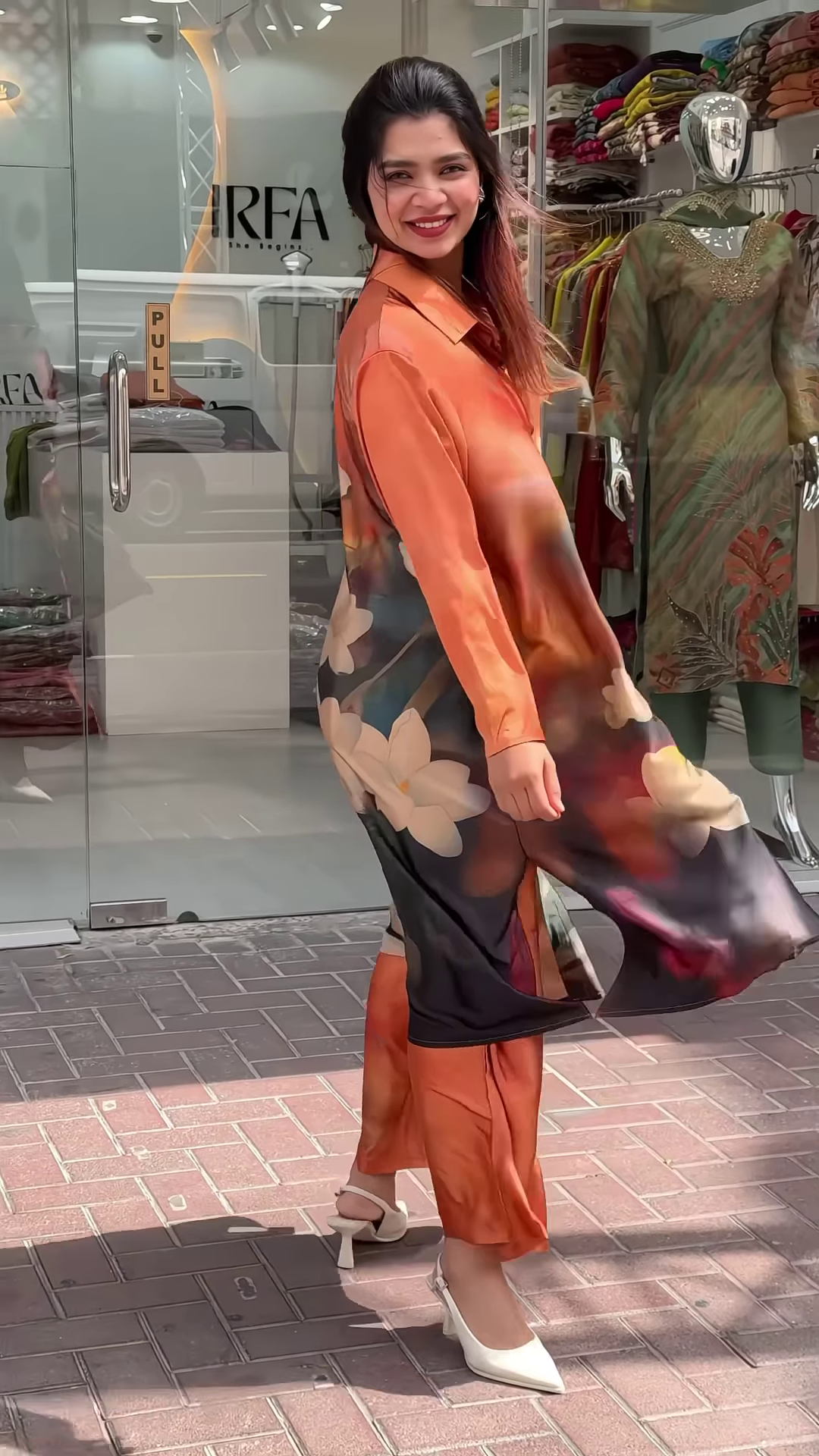 Elegant Floral Printed Satin Co-ord Set - Image 2