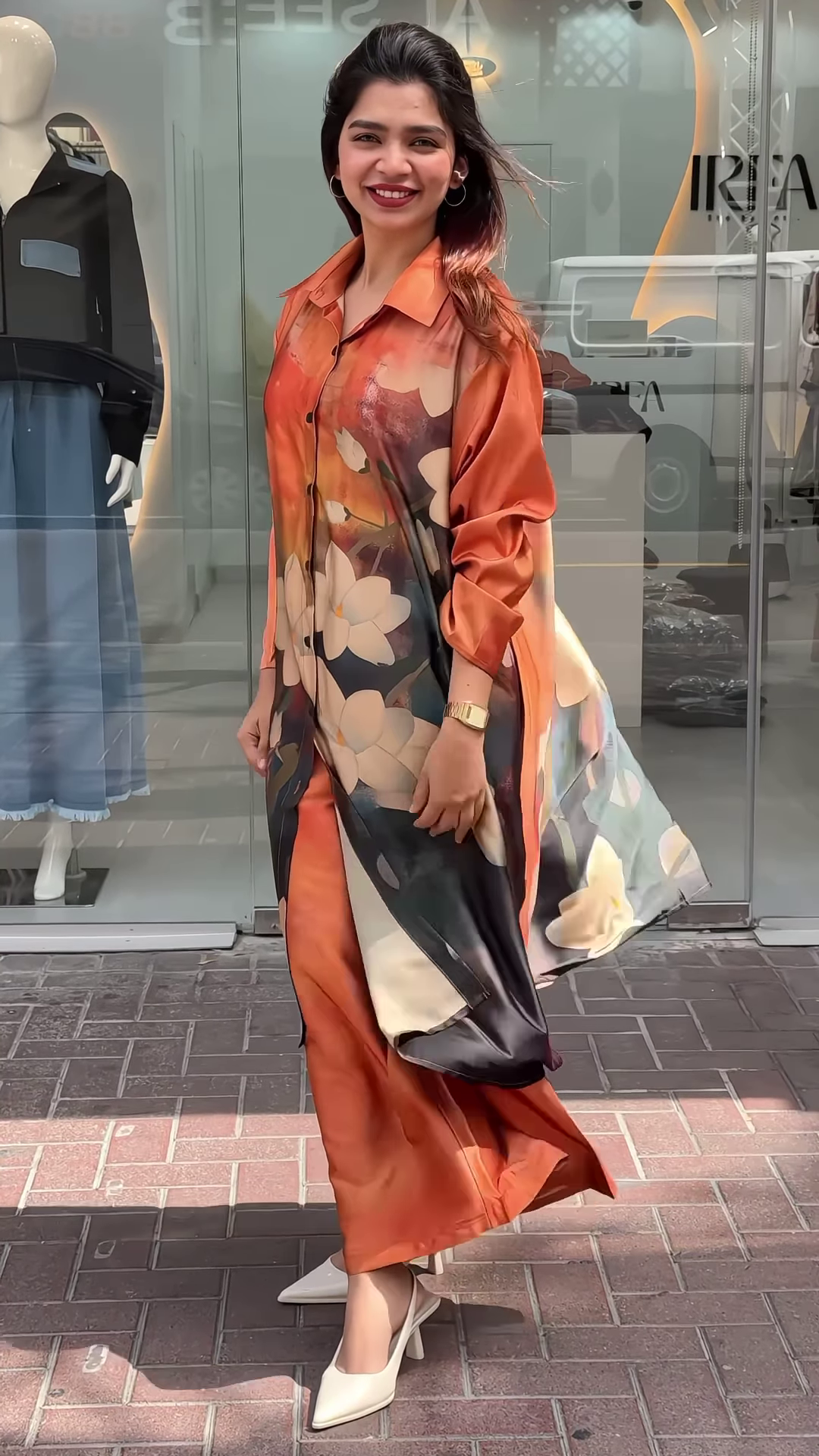 Elegant Floral Printed Satin Co-ord Set - Image 3