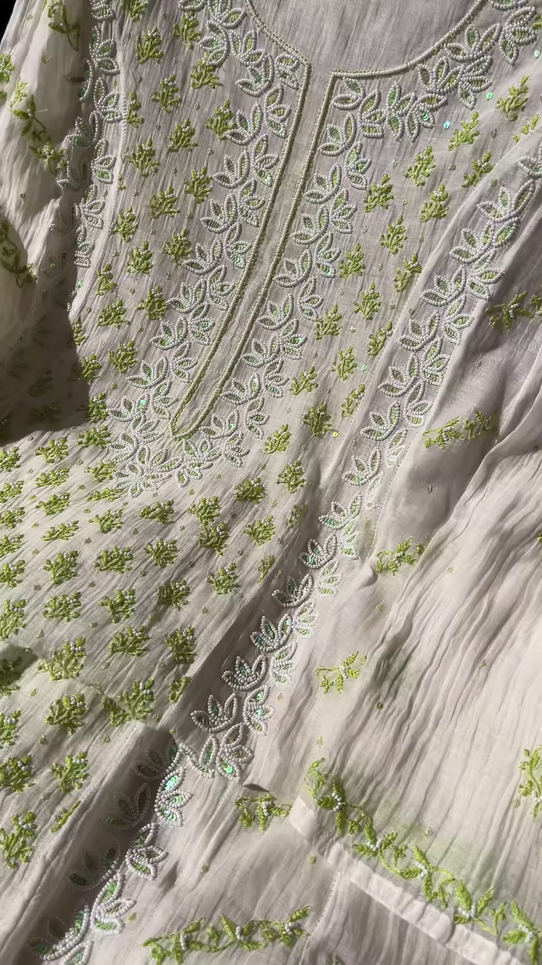 Ivory & Lime Green Hand-Embroidered Kurta Set - Image 2