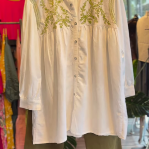 Olive Garden: Embroidered Kurta & Cropped Pants Set