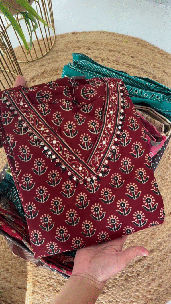 Elegant Purple Hand-Block Printed Cotton Kurta - Image 3