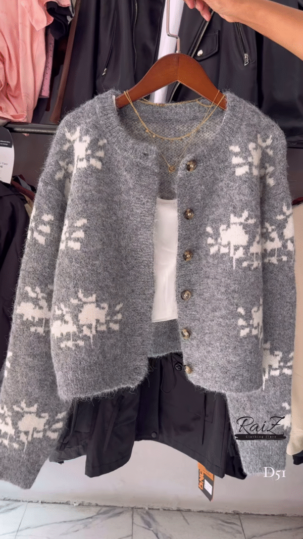 Fuzzy Nordic Button Cardigan – Ultra‑Cozy, Winter‑Chic Layers ❄️🧶 - Image 3