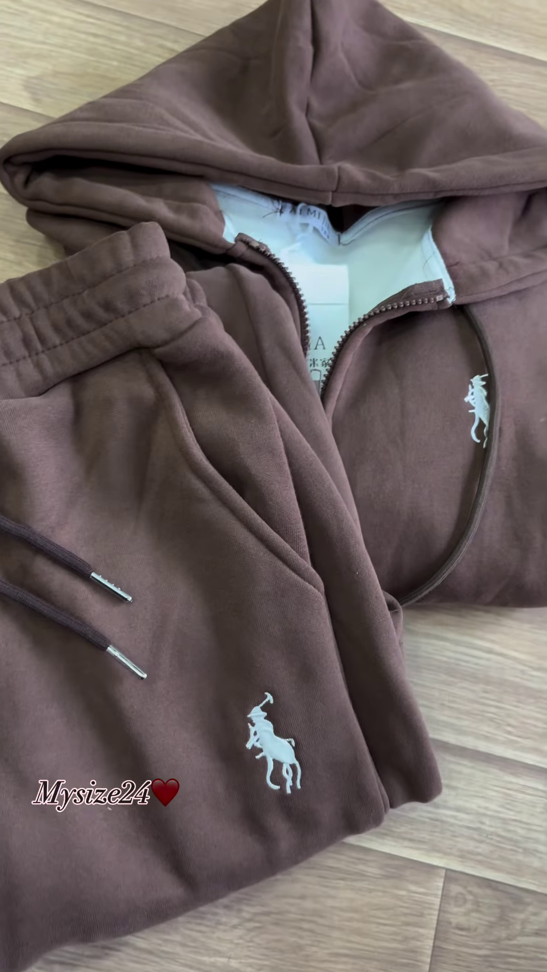 Zip-Up Hoodie & Jogger Co-ord Set 🔥 Available in Red, Beige & Brown - Image 4