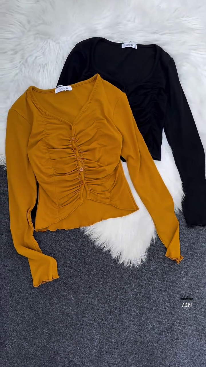 Women’s Ruched Button-Front Long Sleeve Crop Top - Image 2