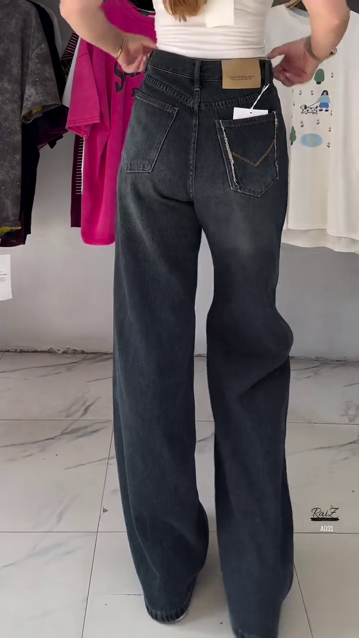 Women’s High-Waisted Wide-Leg Jeans – Vintage Black Wash - Image 3