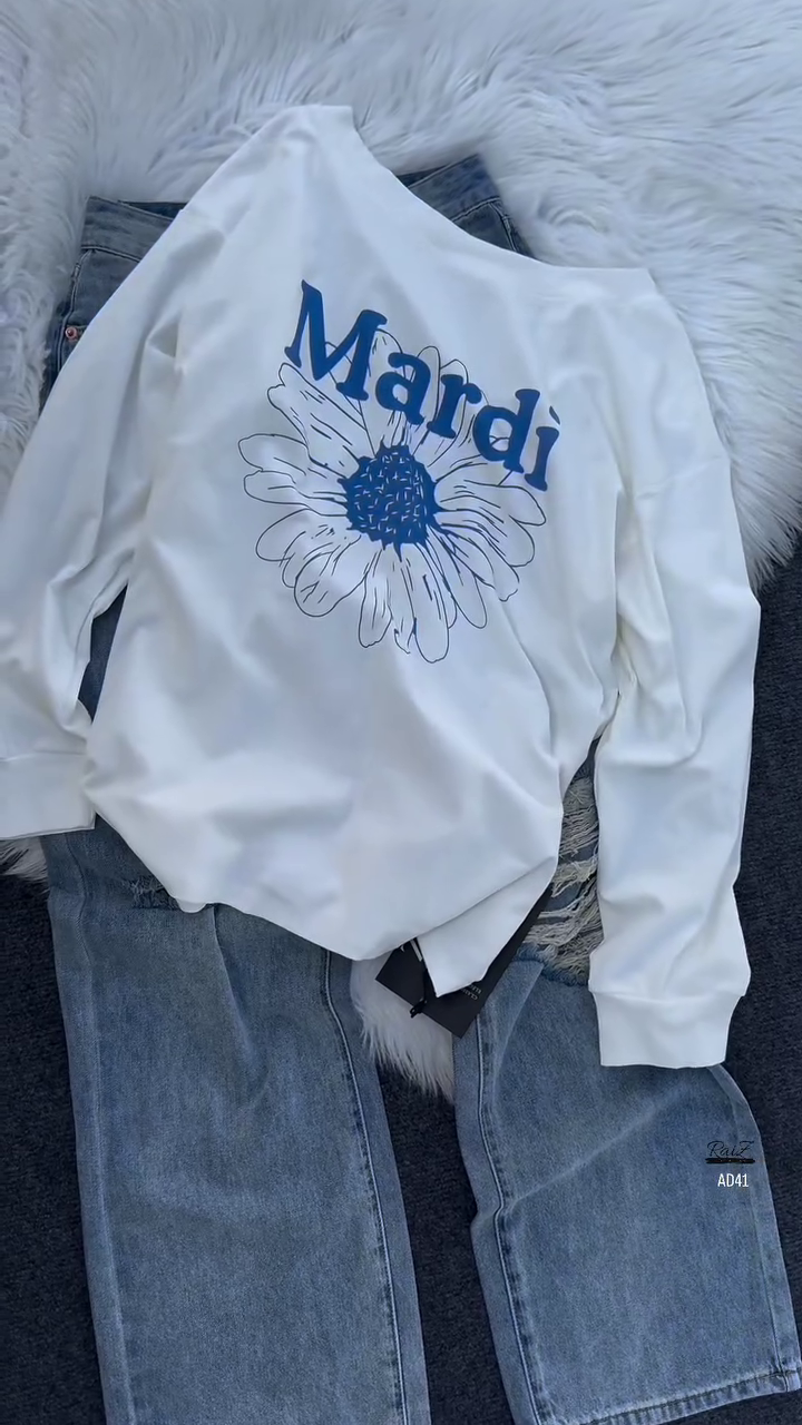 Women’s Graphic “Mardi” Floral Print Sweatshirt - Image 3