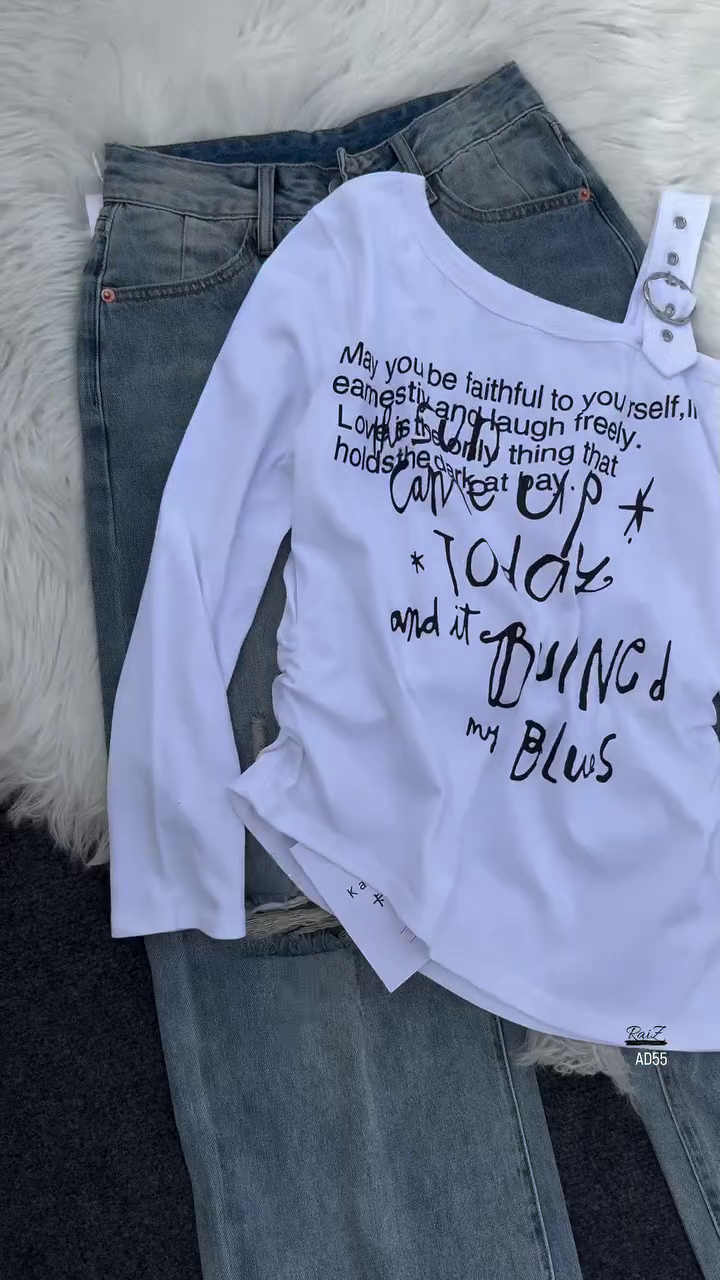 White Graphic Long-Sleeve Top & Washed Blue Denim Jeans Set - Image 2