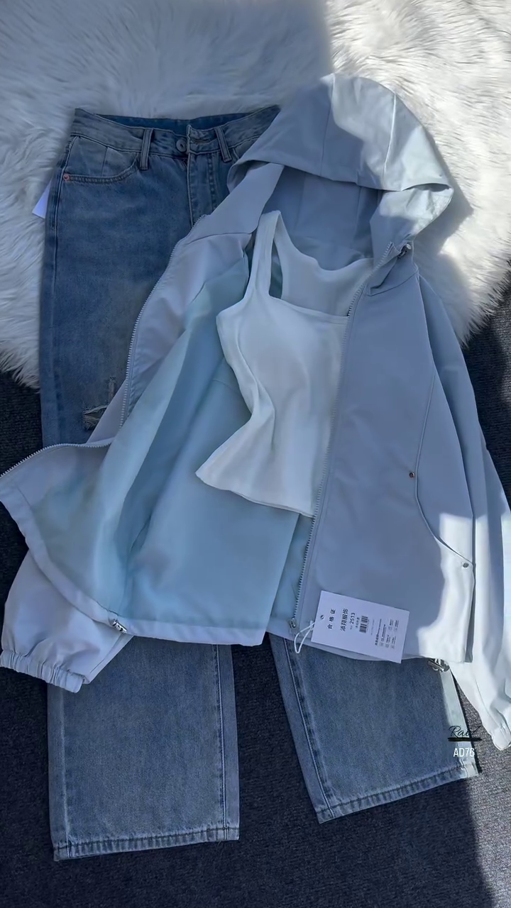 Casual Hooded Jacket & Denim Jeans Outfit Set - Image 3