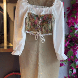 Corset Blouse in Floral Tapestry & High-Waisted Skirt in Beige