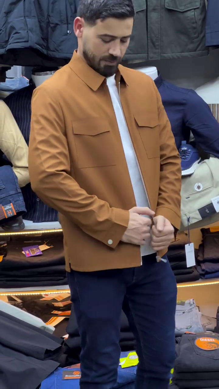 BROWN STRUCTURED BUTTON-UP SHIRT