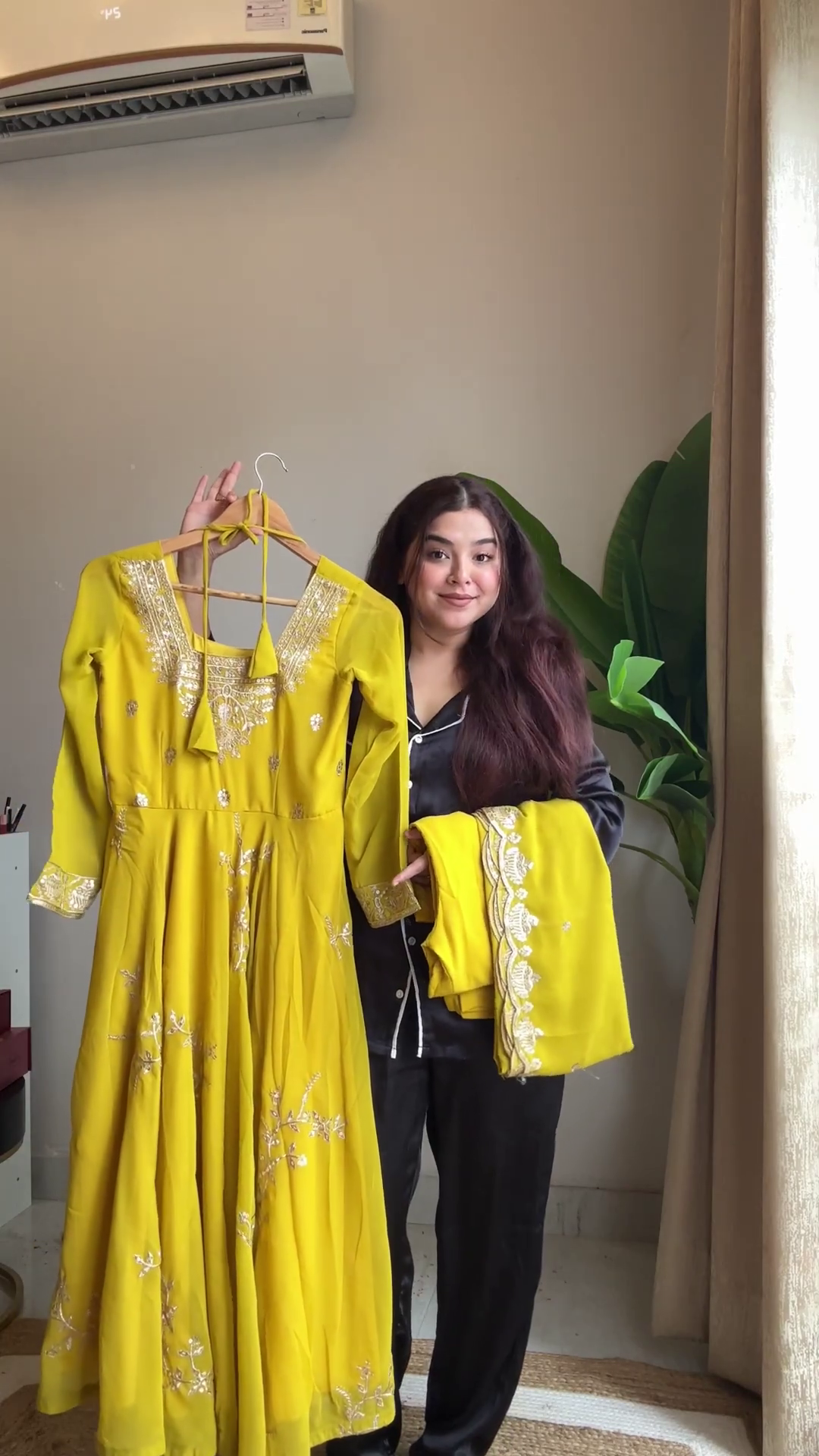 Sunlight Yellow Designer Anarkali Set with Scalloped Embroidery - Image 5