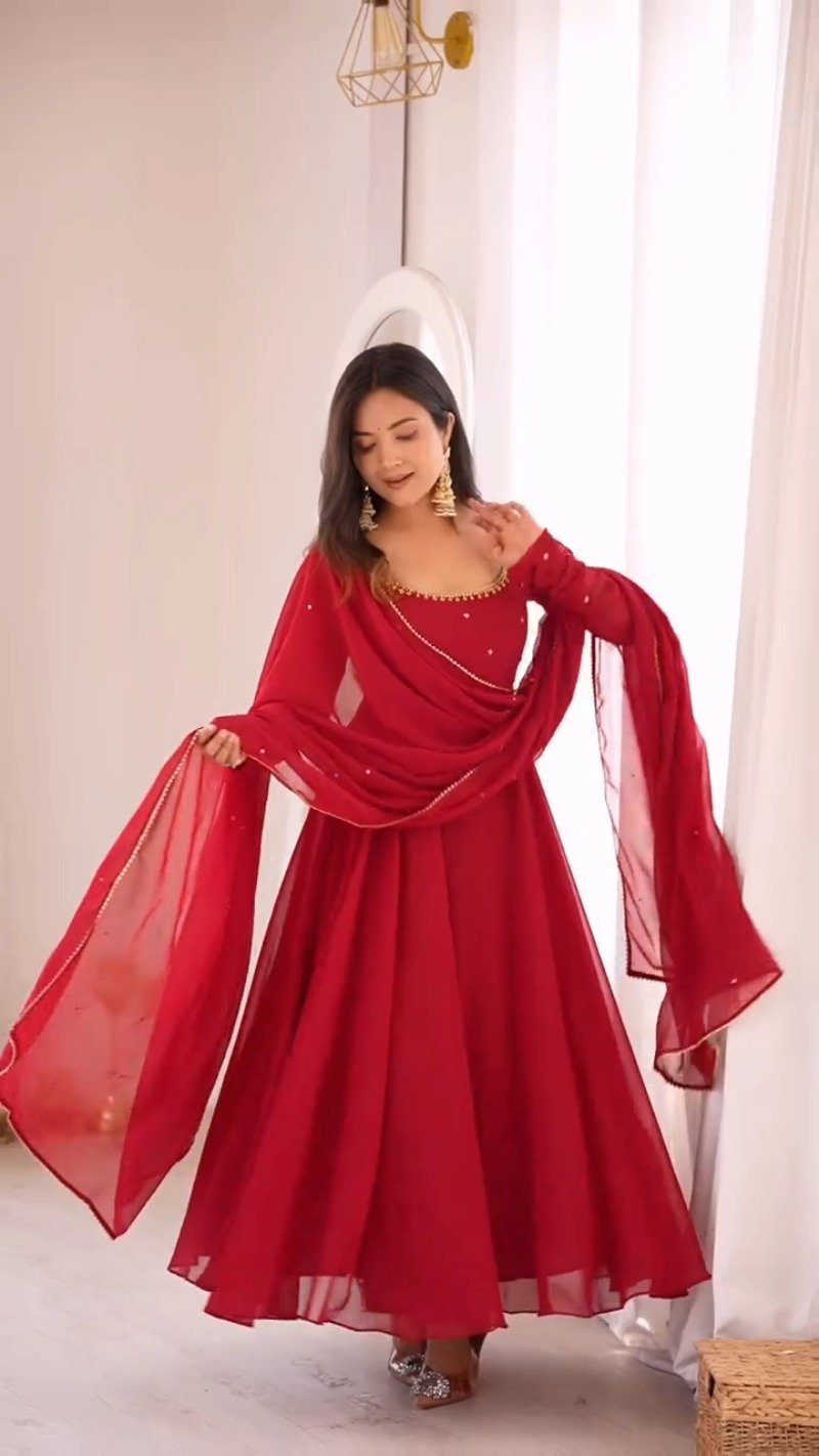 Scarlet Radiance Floor-Length Anarkali Set with Embellished Neckline - Image 3