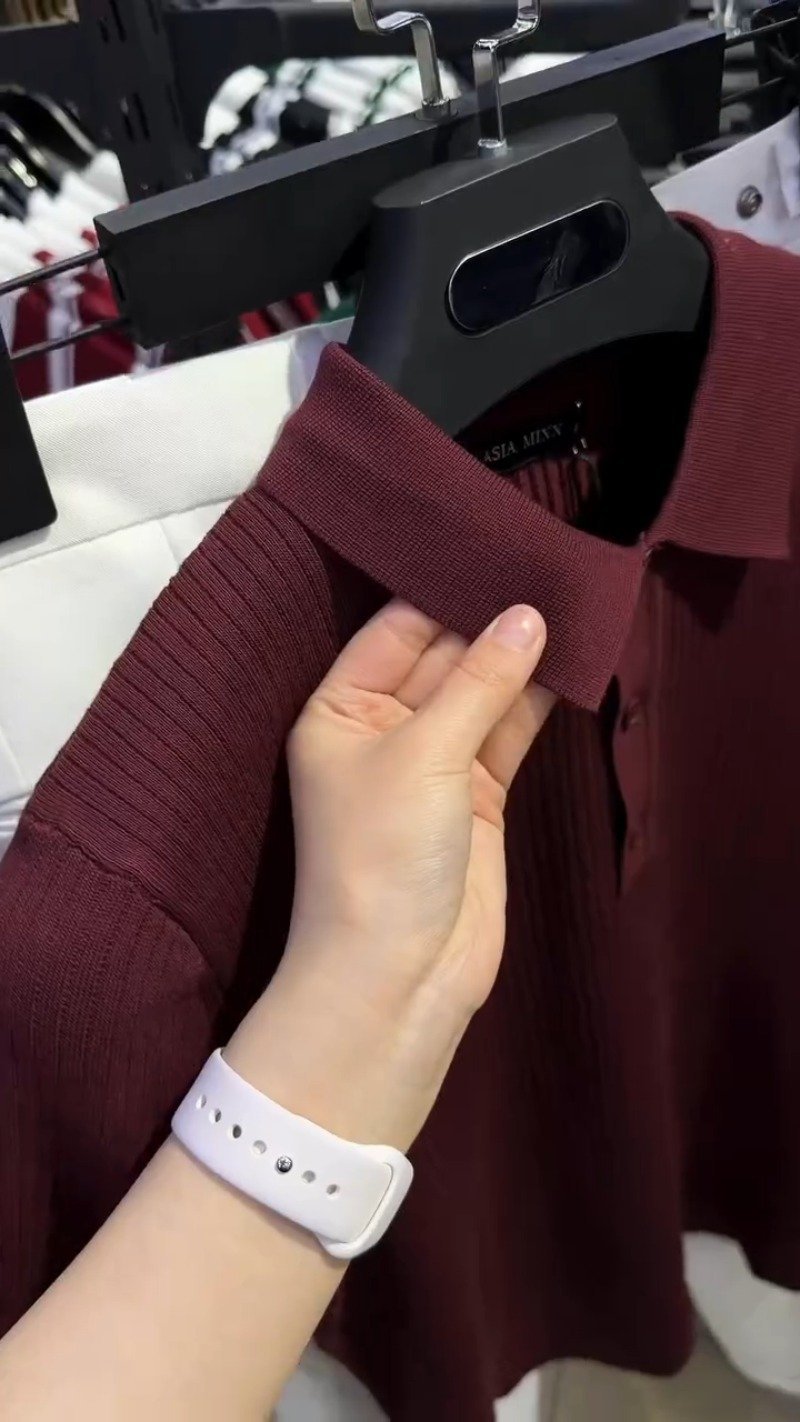 Sophisticated Ribbed Polo & Slip-On Ensemble – Available in Maroon & White - Image 2