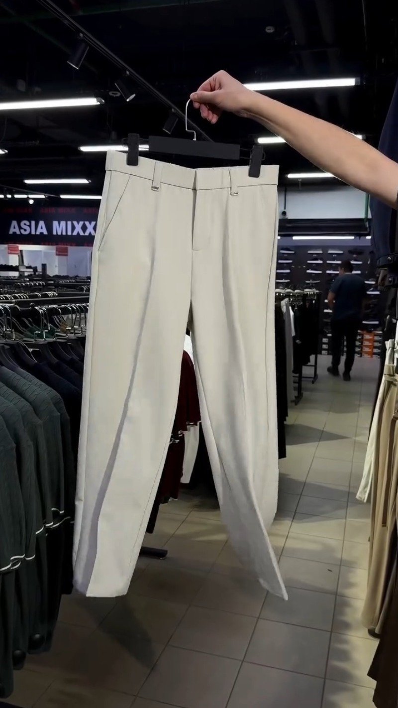 Urban Chic Striped Button-Down Shirt and Trouser Ensemble - Image 4