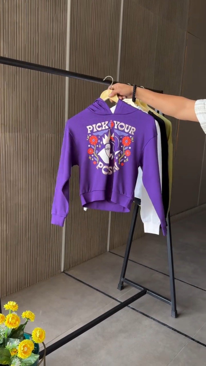 Contemporary Chic Cropped Pullovers & Hoodies Collection – Available in Pink, Olive Green, Beige, Navy Blue, Grey, & Tan - Image 7