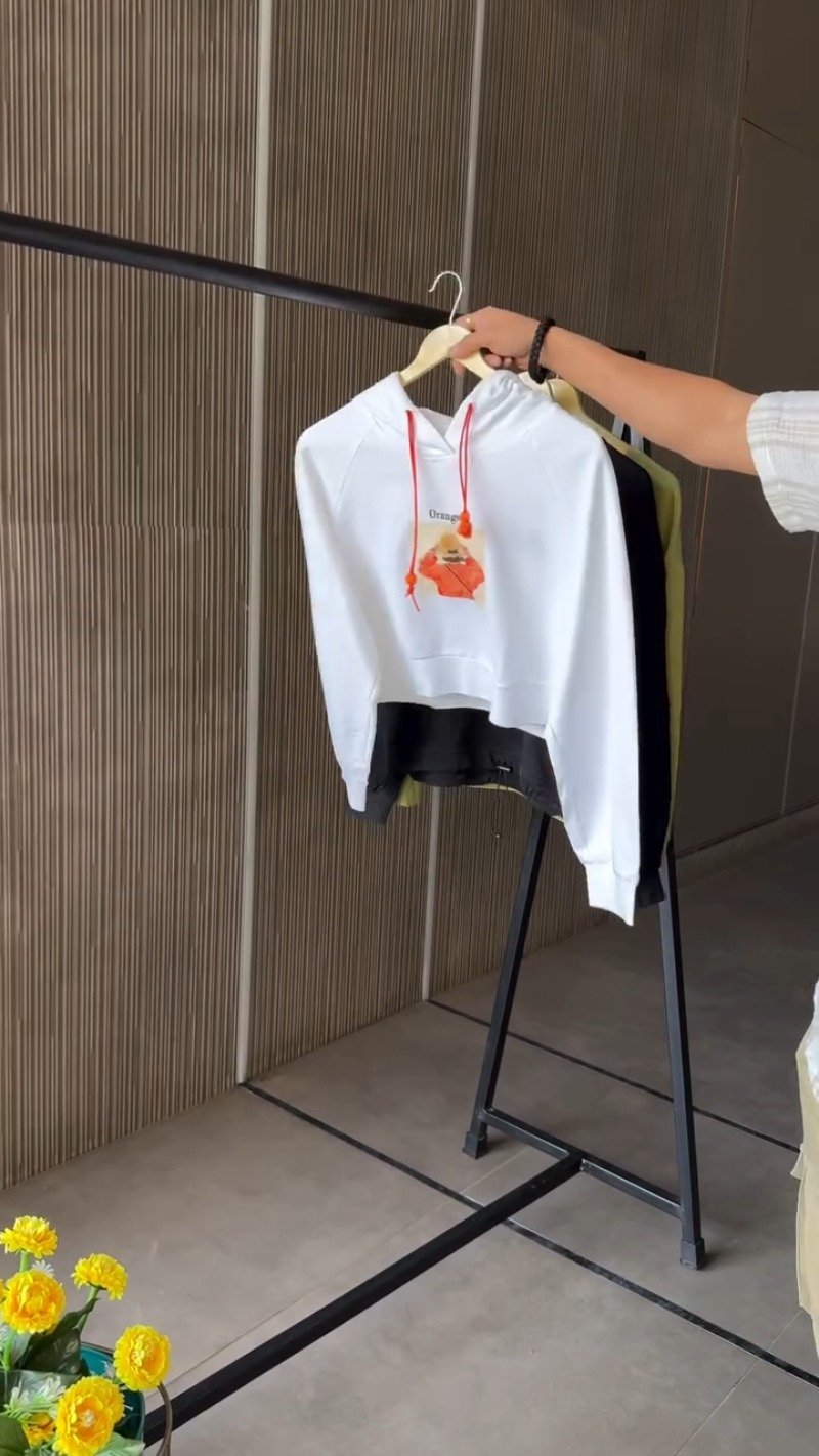 Contemporary Chic Cropped Pullovers & Hoodies Collection – Available in Pink, Olive Green, Beige, Navy Blue, Grey, & Tan - Image 8
