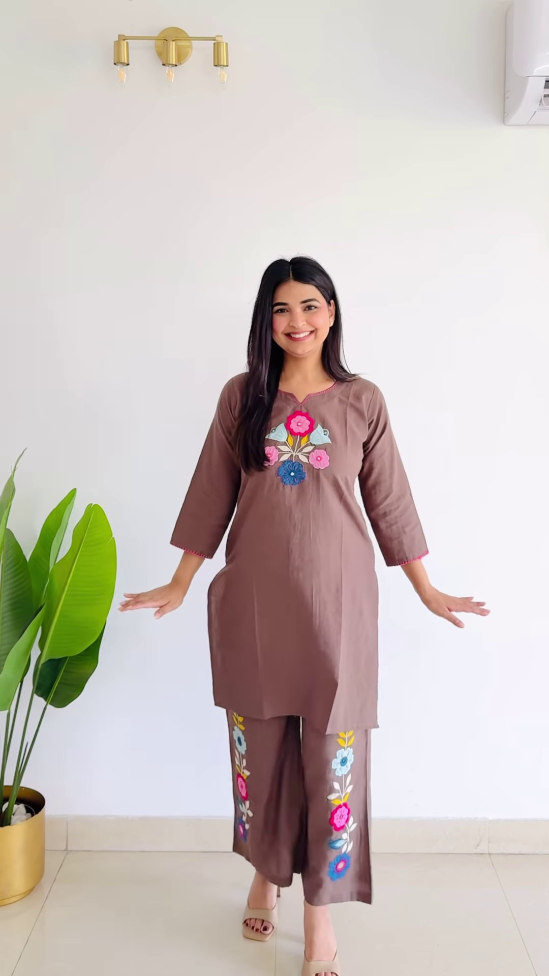 Lilac Whimsy: Tiered Garden-Stripe Midi Dress - Image 3