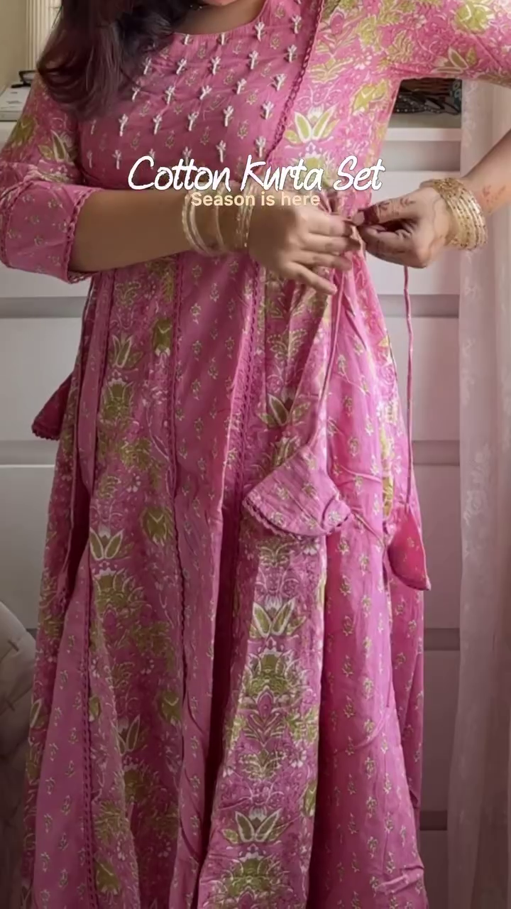 Orchid Grace: Floral Printed Cotton Alia-Cut Kurta Set - Image 2