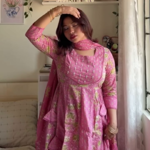 Orchid Grace: Floral Printed Cotton Alia-Cut Kurta Set