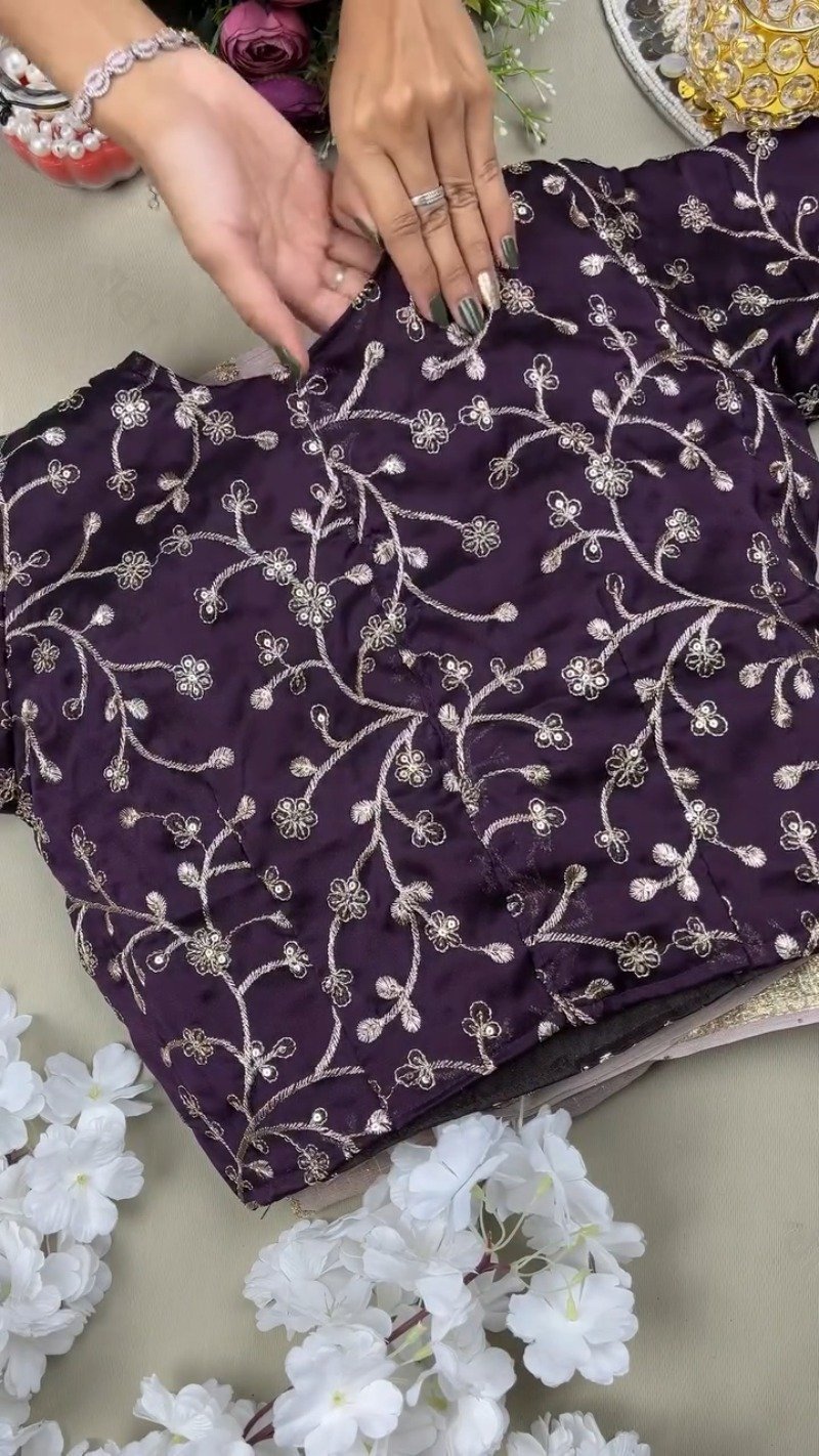 Midnight Plum & Oyster Grey Floral Embroidered Saree Set – Available in Deep Plum & Metallic Grey - Image 2