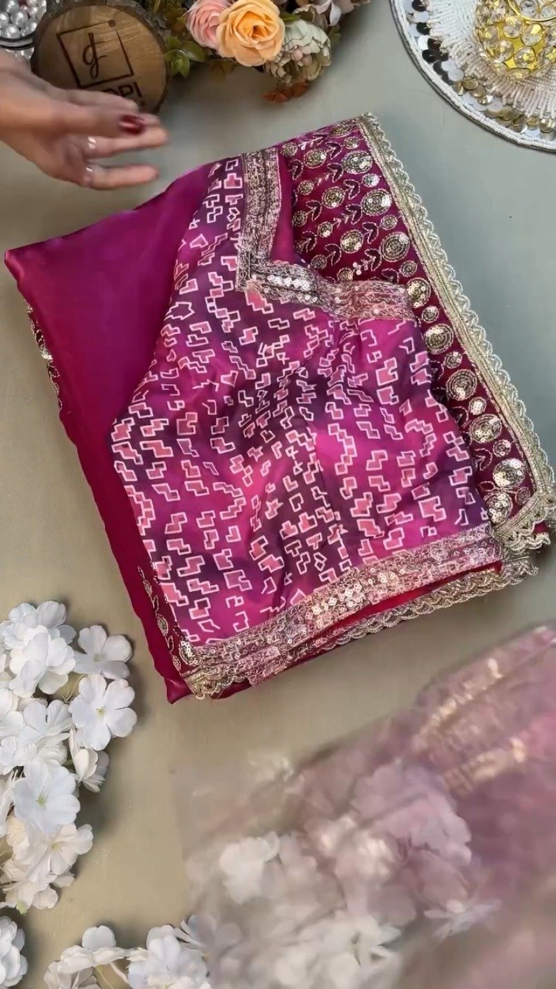 Magenta Georgette Geometric-Print Saree & Designer Blouse Ensemble - Image 2