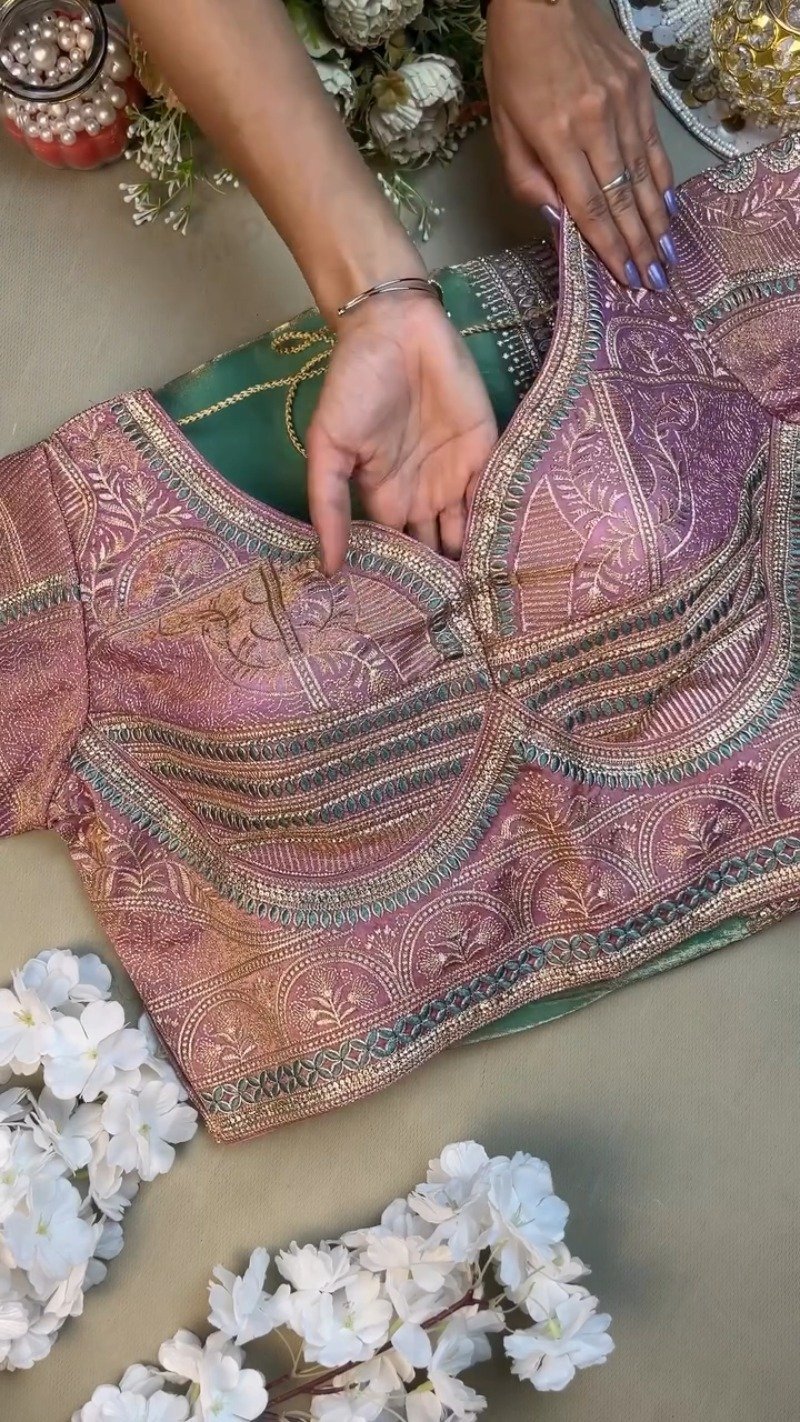 Enchanting Lavender & Mint Embroidered Ethnic Ensemble – Available in Lavender & Mint - Image 4