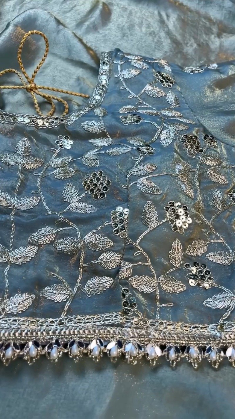 Enchanting Dusty Blue Shimmer Organza Saree Set with Silver Zari Embroidery - Image 7
