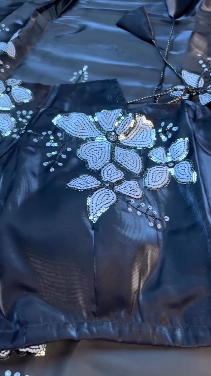 Midnight Bloom Sequin-Embellished Saree Set - Image 6