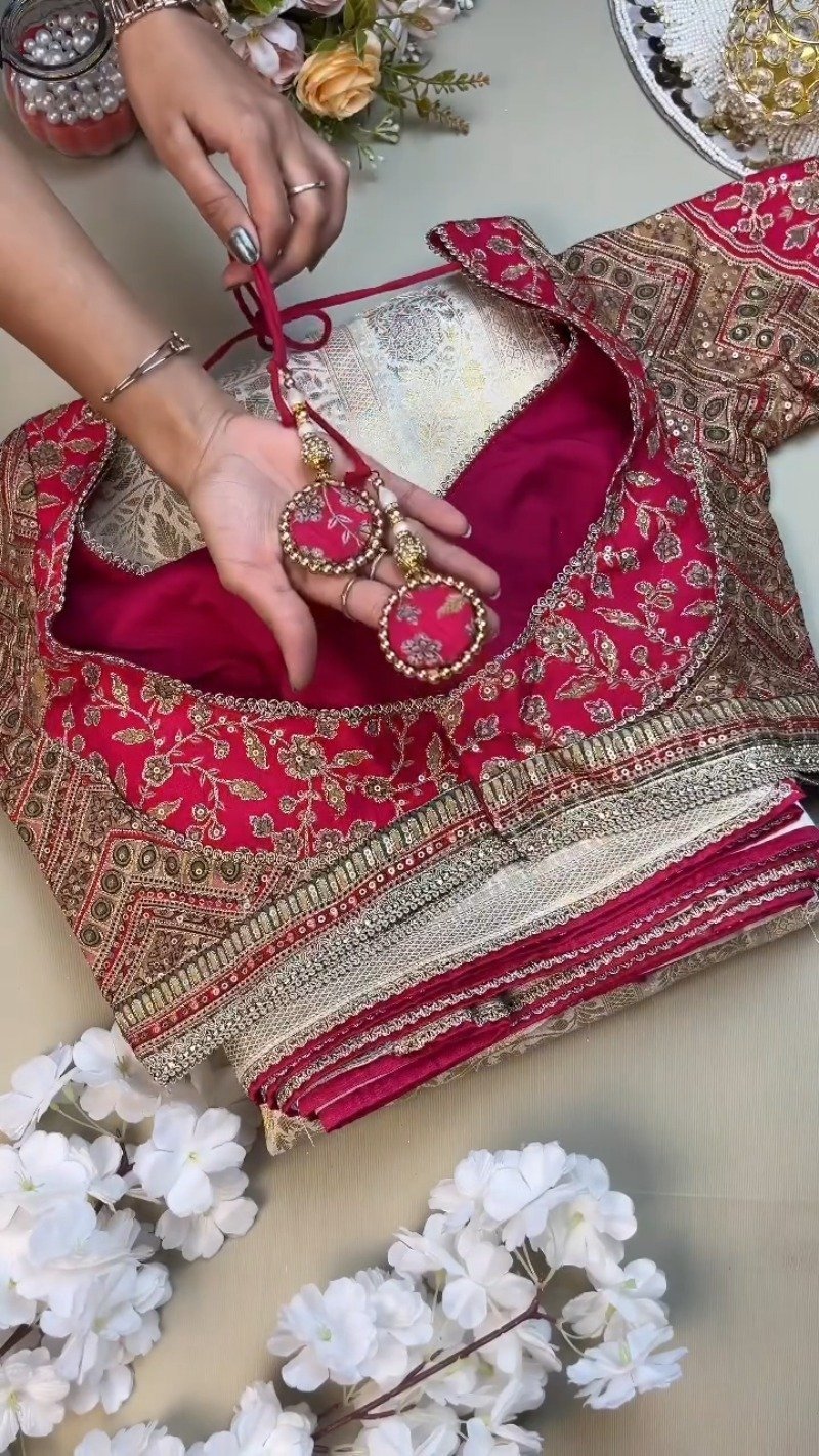Opulent Ivory & Crimson Handloom Silk Saree Set with Embellished Blouse – Available in Ivory & Crimson - Image 4