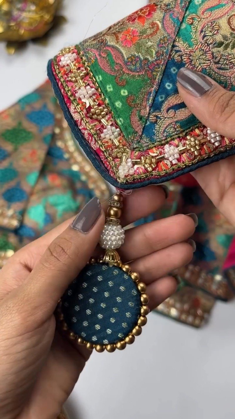 Royal Heritage Patchwork Silk Saree with Traditional Bandhani Detailing – Available in Crimson Red & Deep Teal Blue - Image 5