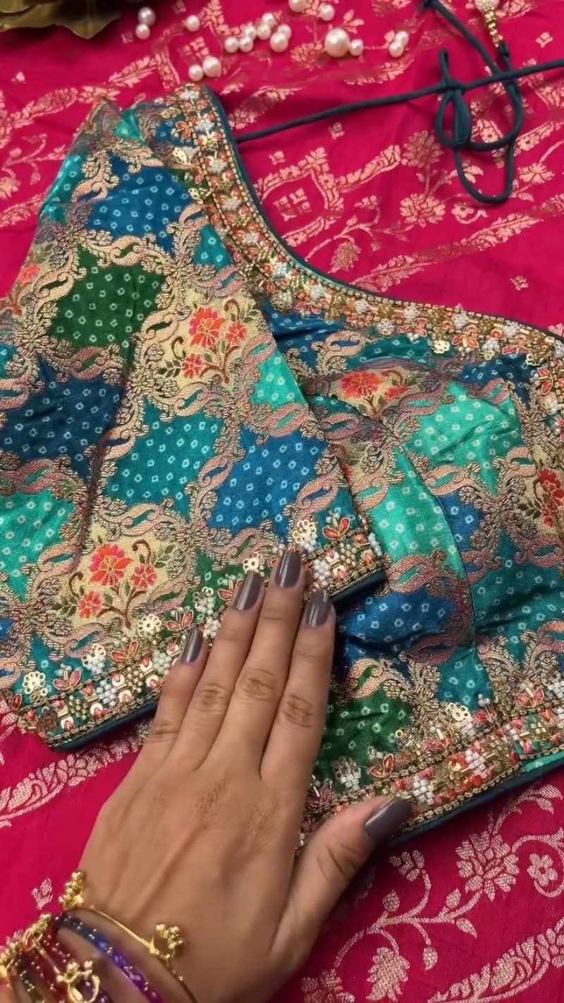Royal Heritage Patchwork Silk Saree with Traditional Bandhani Detailing – Available in Crimson Red & Deep Teal Blue - Image 9