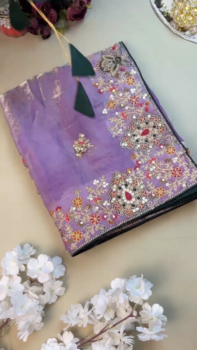 Enchanting Lavender Organza Saree Set with Deep Emerald Blouse – Elegance in Every Drape - Image 4