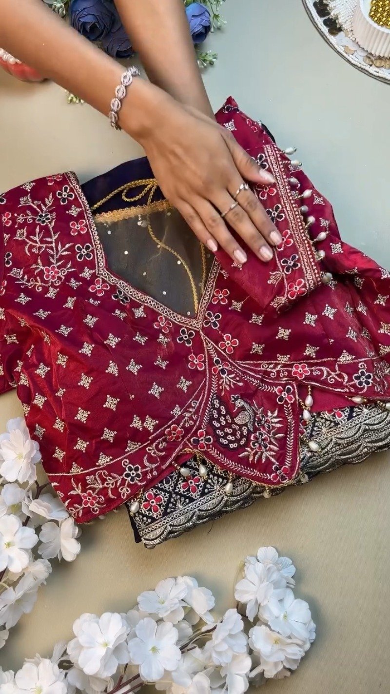 Royal Indigo & Magenta Peacock-Motif Hand-Embroidered Saree Set - Image 3