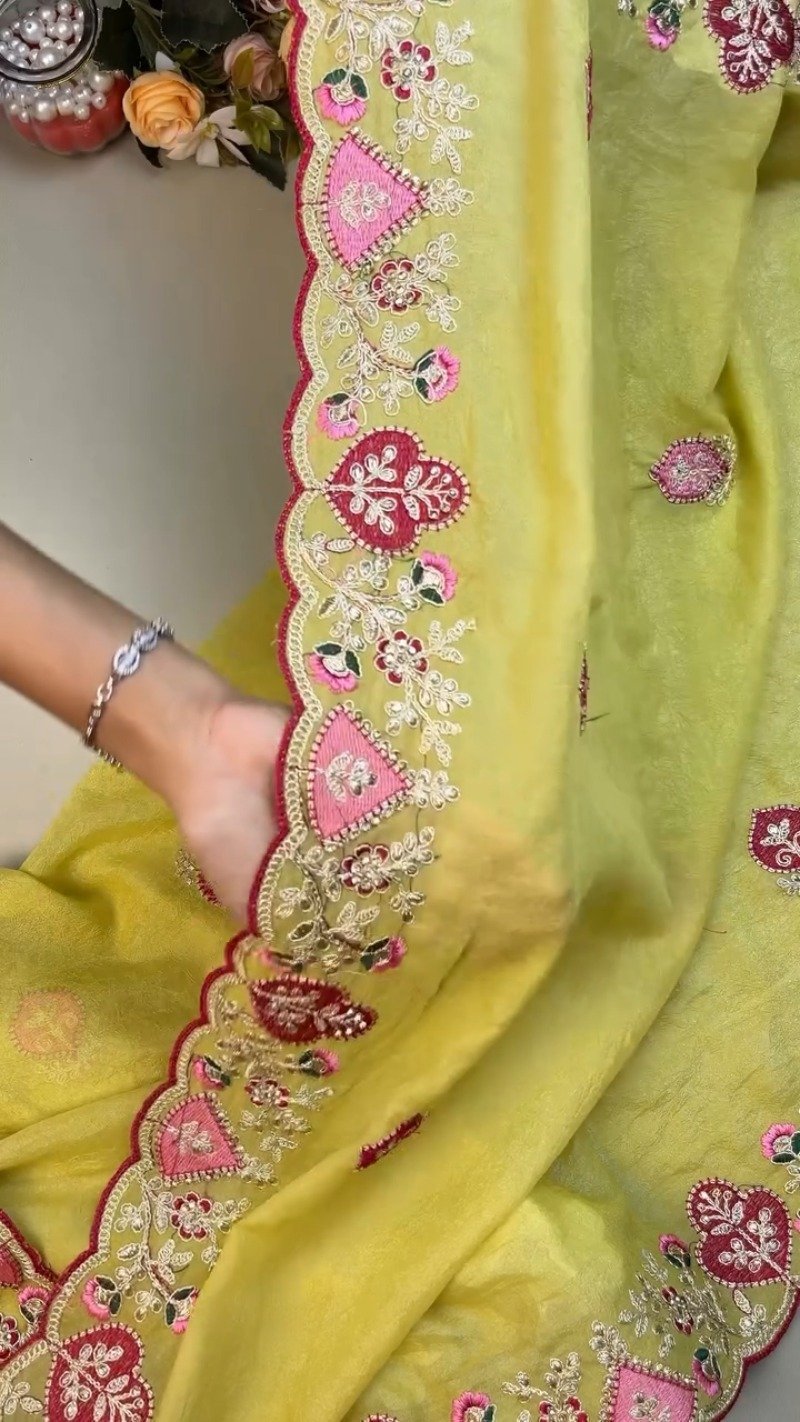 Sunshine Yellow Embellished Saree with Deep Magenta Contrast Blouse – Available in Yellow & Magenta Set - Image 4