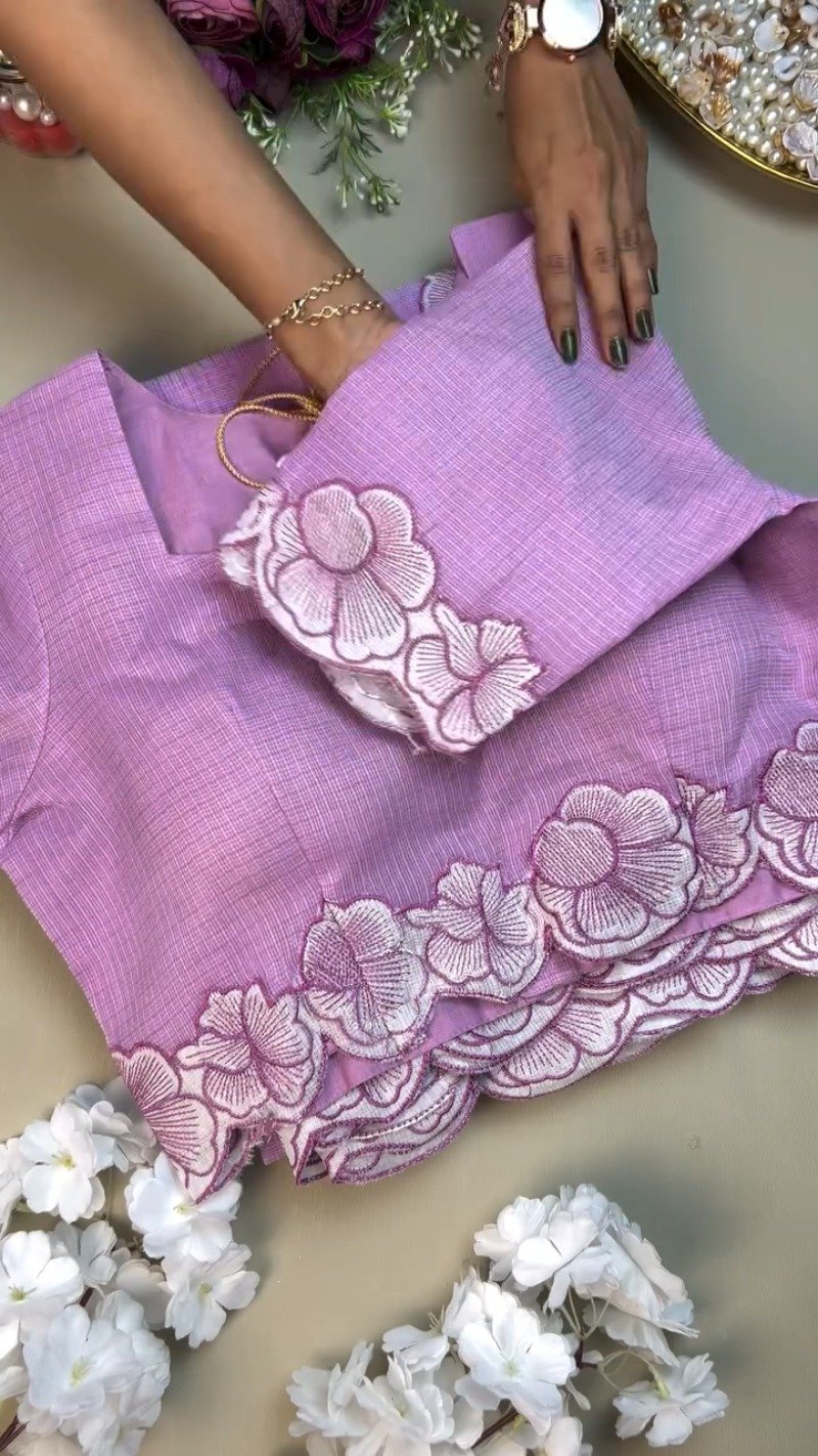 Enchanting Lavender Linen Saree with Scalloped Floral Embroidery - Image 2