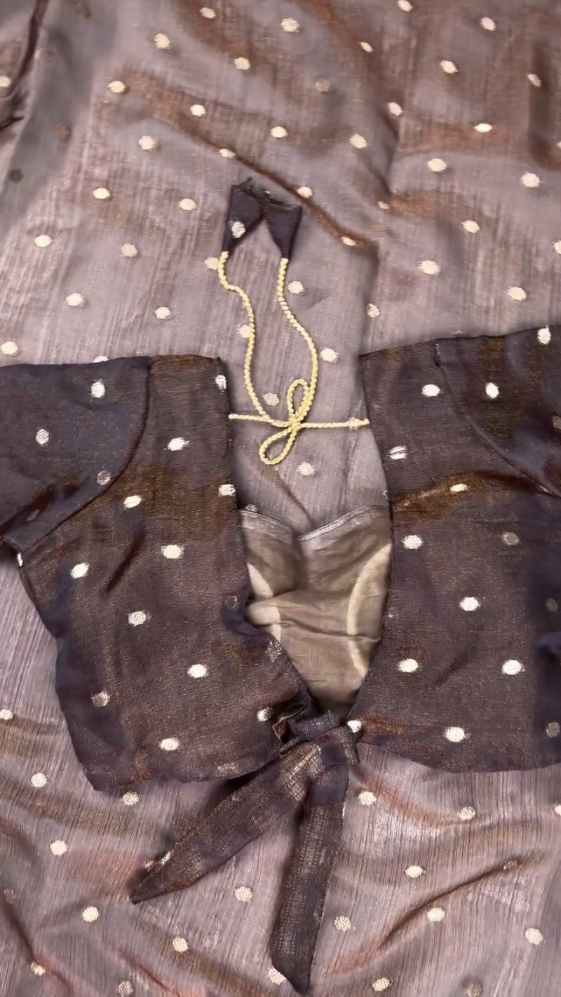 Chocolate Brown Lustrous Silk Saree with Polka Dot Blouse – Timeless Elegance in Every Drape - Image 5