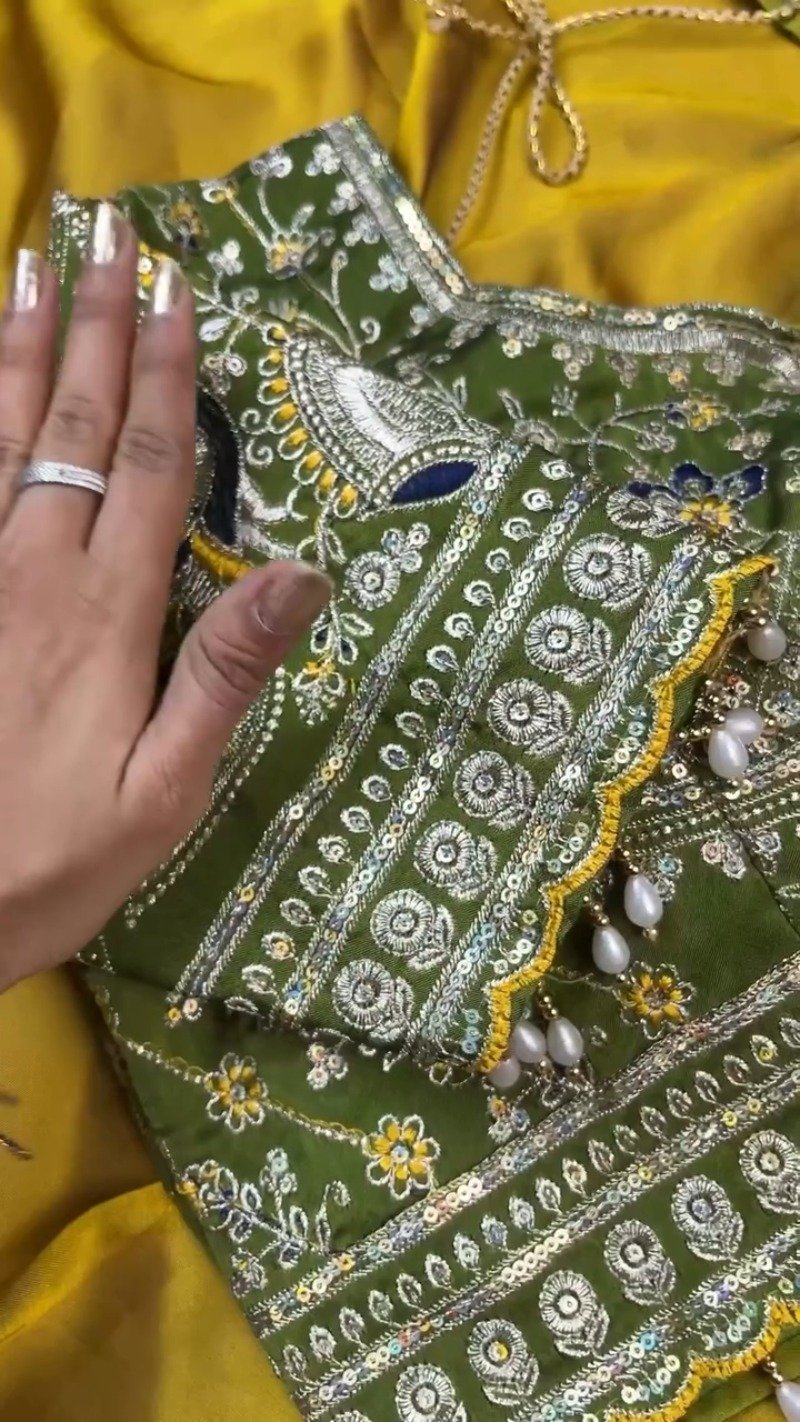 Olive Green Embroidered Silk Blouse with Mustard Yellow Saree – A Masterpiece of Traditional Elegance - Image 3