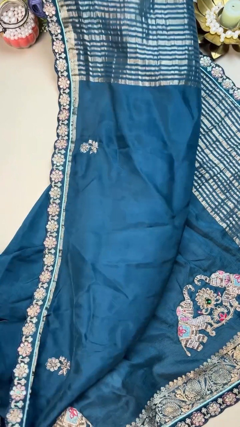 Royal Elephant Motif Embroidered Teal Blue Saree with Sky Blue Blouse – Single Colour Variant - Image 3