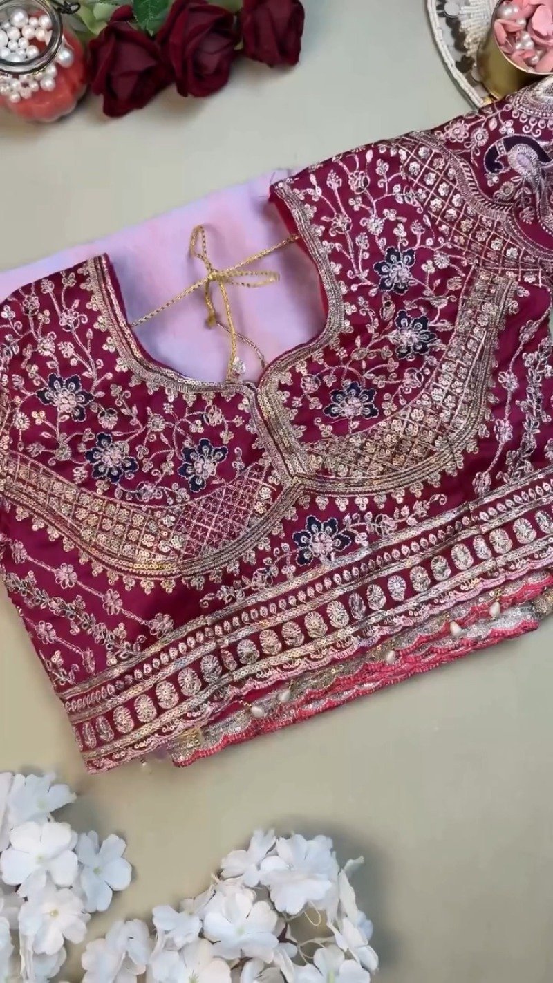 Royal Magenta & Pastel Lavender Embellished Silk Saree Set – Available in Magenta & Lavender - Image 2