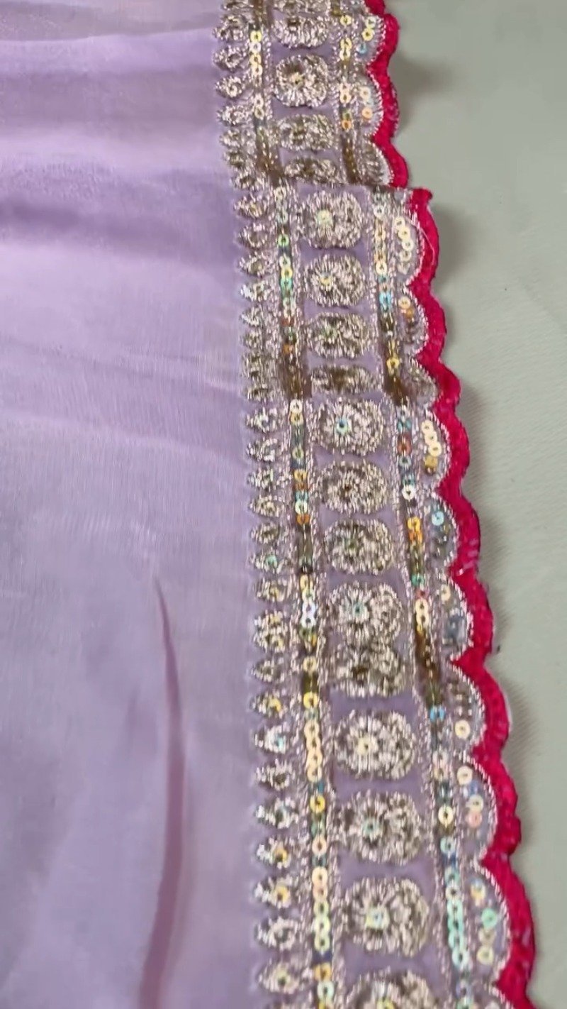 Royal Magenta & Pastel Lavender Embellished Silk Saree Set – Available in Magenta & Lavender - Image 4