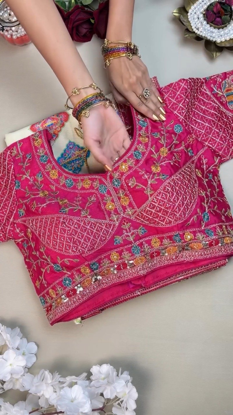 Royal Elephant Motif Embroidered Saree with Heavily Embellished Blouse - Image 2