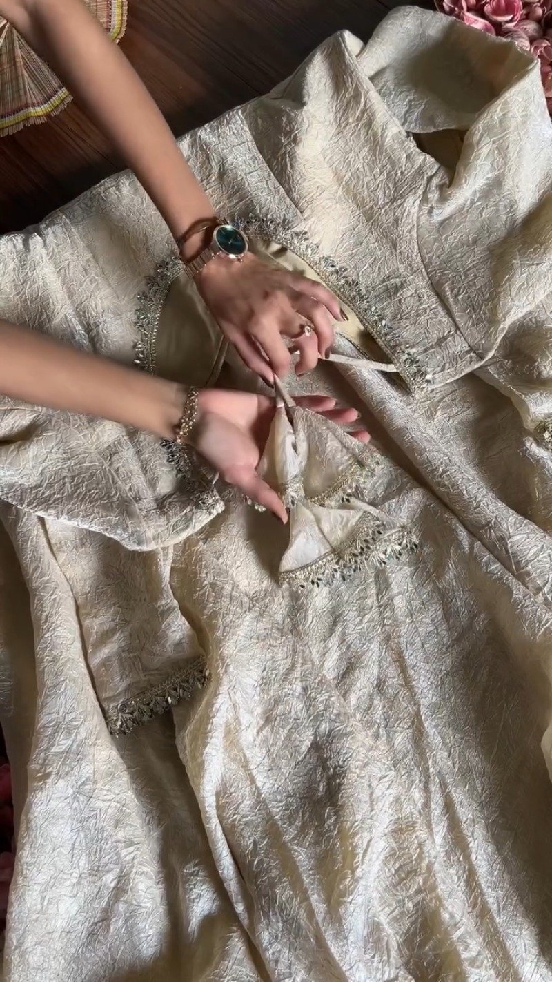 Ethereal Champagne Gold Crushed Silk Anarkali Suit Set – Available in Single Variant - Image 4